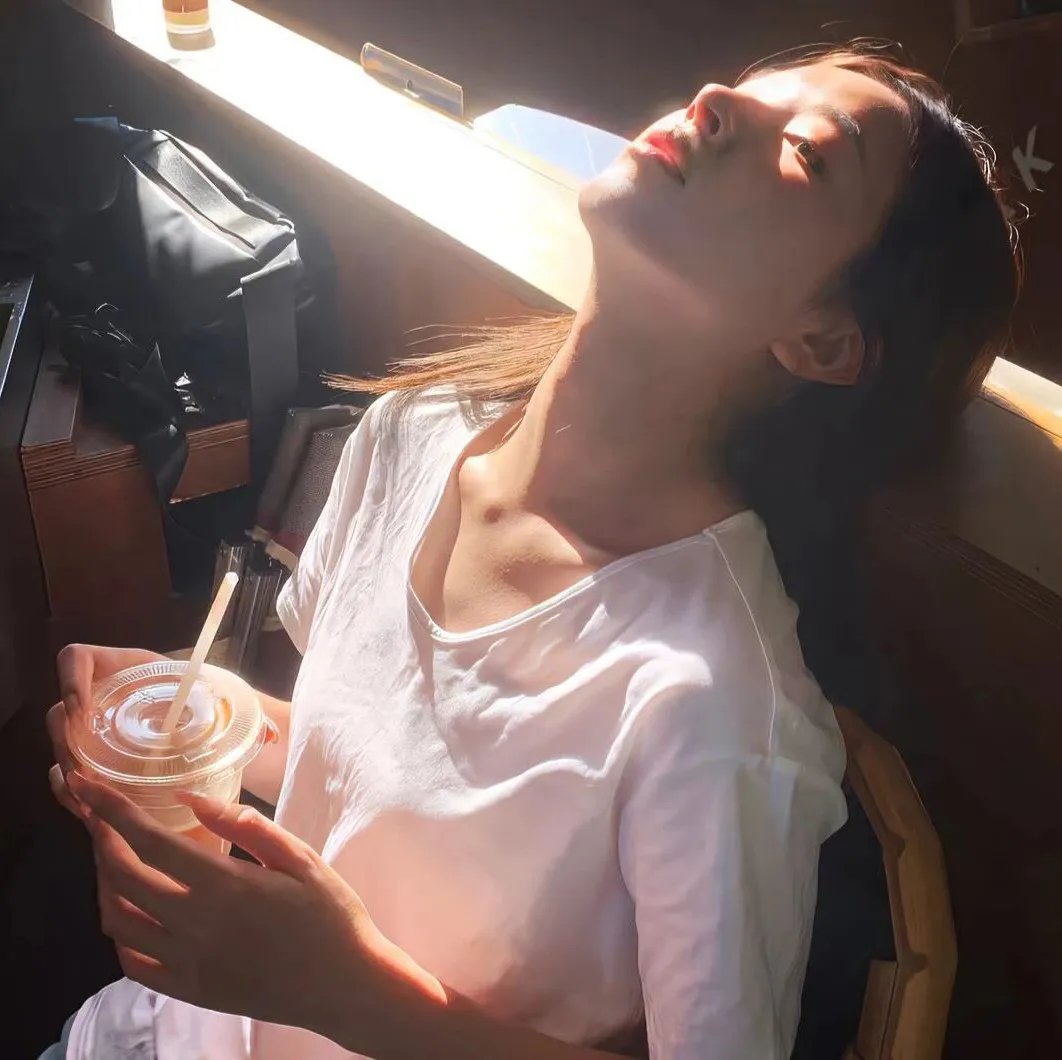 公子墨上香