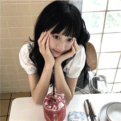 黑玫瑰公寓